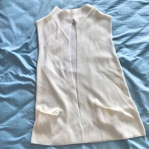 Aritzia Sweater Open Vest White Size M